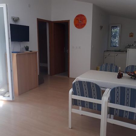 Apartments With A Parking Space Zavala, Hvar - 8912 Rom bilde